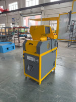 Machine de recyclage de câbles en cuivre miniature, fabriquée en Chine, pour la granulation, le broyage et la séparation des déchets
