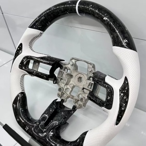 Volante de Coche de Fibra de Carbono Forjada con Cuero Blanco para <span class=keywords><strong>Ford</strong></span> <span class=keywords><strong>Mustang</strong></span> 2015-2017 <span class=keywords><strong>Mustang</strong></span> EcoBoost GT <span class=keywords><strong>Shelby</strong></span> GT350 GT350R 2.3L 5.0L - Product Image 5