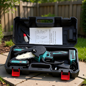 Kit de Motosierra Inalámbrica Profesional de 6 Pulgadas, 21V, con 2 Baterías de Iones de Litio y Estuche - Product Image 2
