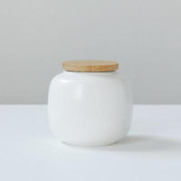 Boîte à thé classique compacte en porcelaine et pot de conservation hermétique avec couvercle en bambou pour les amateurs de thé, cadeau et pour le bureau