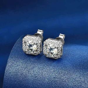 Boucles d'oreilles classiques en moissanite taille princesse avec diamants, en or massif, pour un usage quotidien, boucles d'oreilles en moissanite pour femmes - Product Image 4