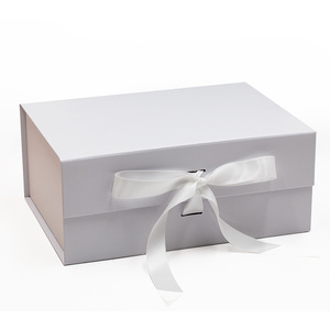 Wholesale A5 deep folding luxury white rigid magnetic gift box with ribbon