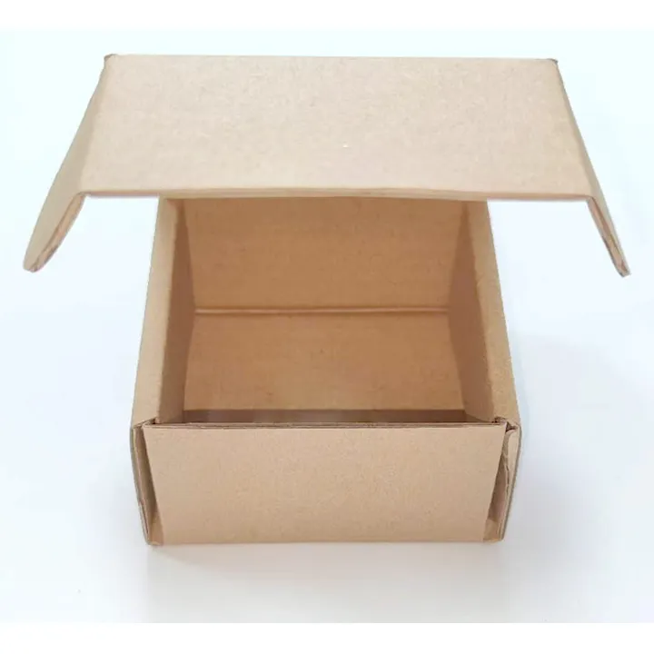 Caja corrugada pequeña personalizada, mini estampado de azulejos, ala voladora, material de embalaje utilizado para piezas de muebles