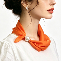 Bufanda Magnética Vintage para Mujer con Hebilla Decorativa, Diseño Liso y a Cuadros, para Todas las Estaciones, Poliéster Satinado Suave como la Seda