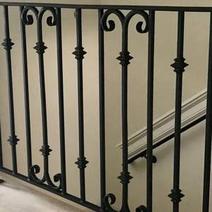 Clôture de jardin en fonte personnalisée - Barrière décorative résistante aux <span class=keywords><strong>animaux</strong></span> avec finition thermolaquée - Product Image 4