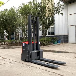 Precio de fábrica Equipo de almacén Carretilla elevadora 1,5 metros a 3,5 metros Altura de elevación 2000 kilogramos Carretilla elevadora Grúa apiladora - Product Image 1