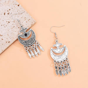 Conjunto de Collar y Pendientes de Aleación Vintage Étnico Kazajo con Diseño de Luna para Mujer, Accesorios de Fotografía para Turismo en Xinjiang <span class=keywords><strong>Kashgar</strong></span> - Product Image 3