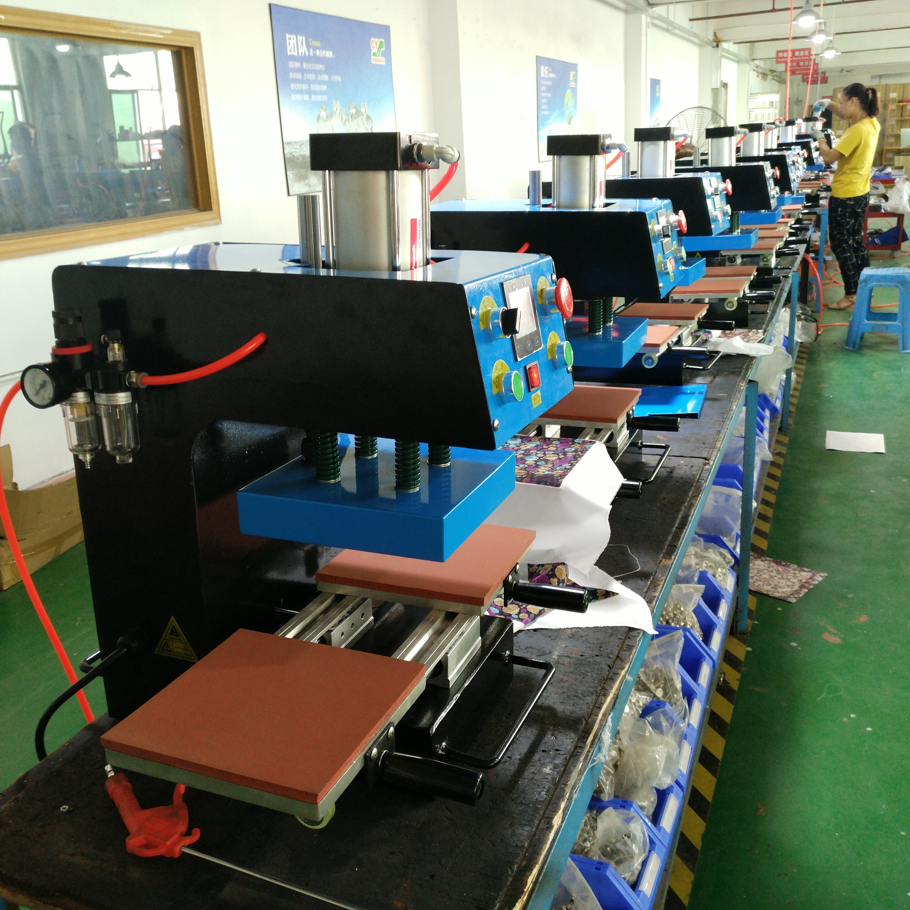 CE Certificated MINI Pneumatic Heat Press Machine logo Leather Embossed Label Printing Machine · image 6