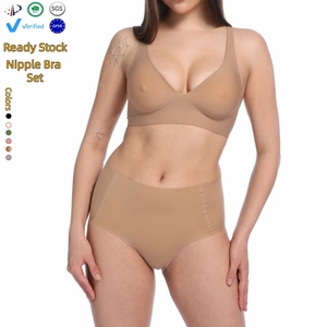 Reggiseno Personalizzato con Copricapezzoli Grandi, <span class=keywords><strong>Imbottito</strong></span>, Senza Cuciture, Reggiseno Adesivo, Taglie Forti, Bralette Senza Cuciture, Set Reggiseno e Mutandine - Product Image 1