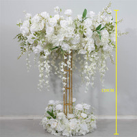 Support de boule de fleurs en gros pour décoration de mariage et de Thanksgiving, centre de table rose blanche et rouge, chemin de table moderne en soie et plastique fait main