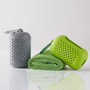 Toalla Deportiva Refrescante de Microfibra, Super Absorbente, para Gimnasio y Cuello, Diseño Cuadrado Comprimido, para Playa y Uso al Aire Libre, Venta al Por Mayor - Product Image 4