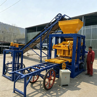 Machine à fabriquer des briques en ciment QT4-24 fiable, semi-automatique, pour blocs creux, avec une longue durée de vie