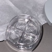 Boîtier vide personnalisé en plastique transparent avec couvercle noir pour poudre libre ou pressée