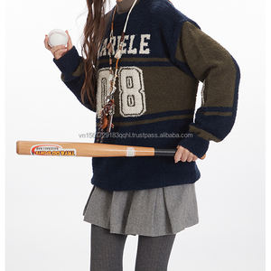 Pull en maille personnalisable pour femme, col rond, style preppy, avec blocs de couleur et lettres, coupe ample, idéal pour l'automne et toutes les occasions - Product Image 1