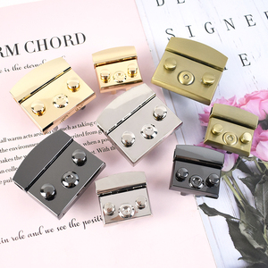 Meetee E6-20 35*20mm <span class=keywords><strong>borsa</strong></span> quadrata in lega <span class=keywords><strong>borsa</strong></span> fibbia accessori <span class=keywords><strong>borsa</strong></span> <span class=keywords><strong>a</strong></span> <span class=keywords><strong>scatto</strong></span> serrature borse di ricambio torsione girare <span class=keywords><strong>chiusura</strong></span> <span class=keywords><strong>chiusura</strong></span> <span class=keywords><strong>chiusura</strong></span> - Product Image 3