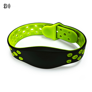 HF Mifare ntag NFC RFID สายรัดข้อมือซิลิโคนโลโก้กำหนดสีเอง <span class=keywords><strong>QR</strong></span> <span class=keywords><strong>Code</strong></span> สำหรับยิมและสายรัดข้อมือสำหรับเล่นกีฬา - Product Image 3