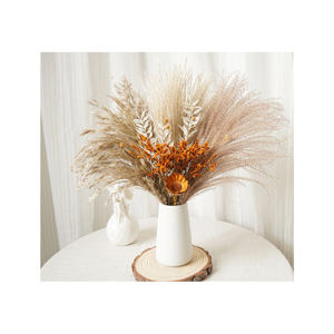 Bouquet de fleurs séchées élégant aux couleurs réalistes, design durable, parfait pour la chambre à coucher, le salon ou la décoration de mariage - Product Image 1