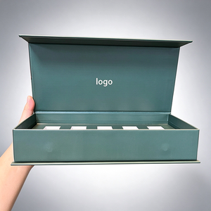 Caja de regalo de papel rígido impresa a todo color personalizada al por mayor con acolchado de EVA troquelado que absorbe los golpes para botellas de perfume y vino - Product Image 3