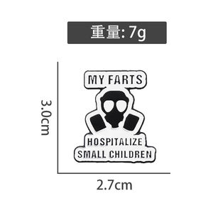 मेरे फैट्स छोटे बच्चों को अस्पताल में भर्ती कराया गया "मजेदार वाक्यांश एनमेल ब्रोच गैस मास्क बैकपैक बैज - Product Image 6