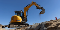 Untuk Excavator Mini Crawler 9057F dengan Mesin, Pompa, & Gearbox Efisiensi Tinggi - Garansi 1 Tahun