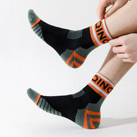 Chaussettes de sport unisexe Elite respirantes, écologiques et pratiques pour le basketball, la course et le cyclisme – Tendance et absorbantes
