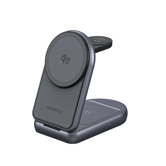 Desktop Qi2.2 25W 3 in 1 Magnetic Wireless Charger Foldable Fast Charging Portable Phone Charger for iPhone Earphone and Watch