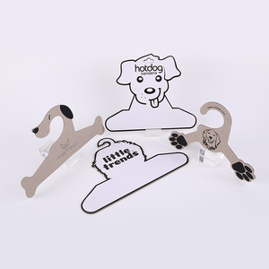 Fuchsia 2023 cintre en carton kraft personnalisé de haute qualité pour <span class=keywords><strong>chat</strong></span>, vêtements pour animaux de compagnie avec impression de logo - Product Image 2