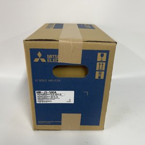 Servoamplificador de CA Mitsubishi MR-J3-500A - Product Image 1