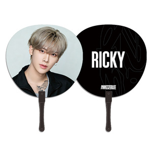 K pop AND2BLE Japan Concert PVC Mini Fan RIcky KIM YOO <span class=keywords><strong>Han</strong></span> <span class=keywords><strong>Zhang</strong></span> Hao Authentique Éventail de cheering Uchiwa Cadeau de soutien pour fans - Product Image 4
