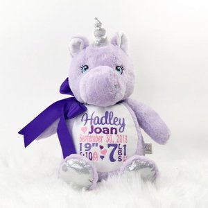 Etsy — Animal en peluche personnalisé, poupée de licorne, ours ou lapin, référence de naissance - Product Image 6
