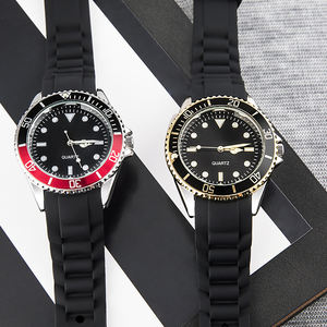 ساعة يد رياضية فاخرة للرجال من Geneva بسوار من السيليكون وظهر من الفولاذ المقاوم للصدأ - Product Image 4