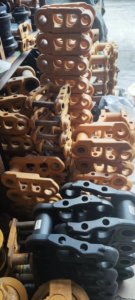 Chất Lượng Cao Theo Dõi Chuỗi Liên Kết Phần Khung Xe Các Bộ Phận Theo Dõi Liên Kết Với Ống Lót Loose Thạc Sĩ Liên Kết Với Theo Dõi Pin - Product Image 3