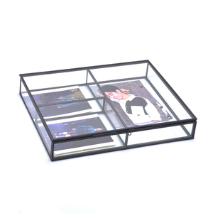 Boîte de rangement vintage en verre à 3 compartiments pour lettres, souvenirs, montres et cartes postales, en métal noir - Product Image 3