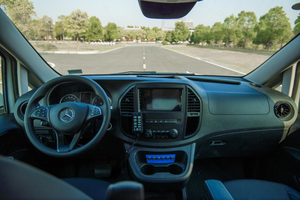 Mobil Ambulans Merek MB Jerman, Mobil Van untuk Penyandang Disabilitas, Carro Medicacion Pacientes, Kustomisasi - Product Image 5