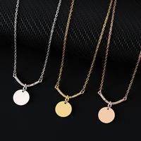Ywyougang Collier barre en V scintillant avec zircone cubique, pendentif cercle vierge gravable, bijoux délicats empilables pour femmes