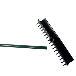 Râteau de <span class=keywords><strong>bunker</strong></span> de <span class=keywords><strong>golf</strong></span> semi-circulaire à 17 dents en gros, double face, avec manche en aluminium pour terrain de <span class=keywords><strong>golf</strong></span> - Product Image 4