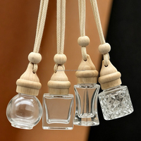 Bouteille diffuseur de parfum pour voiture en verre transparent de 15 ml avec bouchon en bois de hêtre en spirale, récipient diffuseur d'arômes rond vide pour la maison/la voiture