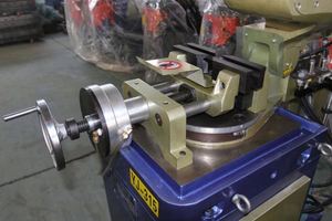 YJ-315Q pneumatique automatique de <span class=keywords><strong>scie</strong></span> <span class=keywords><strong>circulaire</strong></span> <span class=keywords><strong>coupe</strong></span>-tube pour tube métallique - Product Image 3