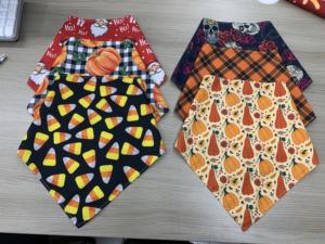 وشاح بوليستر قابل للتعديل للحيوانات الأليفة مريلة مخصصة مطبوعة لشد الكلاب أوشحة مثلثة للأولاد والبنات بالجملة لجميع المواسم - Product Image 4