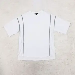 OEM Custom Service Hip Hop Drop Schulter Schwarz Reflective Striped Print T-Shirt Sport bekleidung Hersteller für Männer