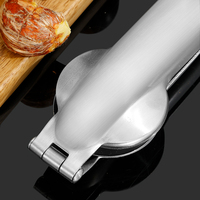 Ouvre-châtaignes et machine à couper en acier inoxydable deux-en-un pour la cuisine, écologique, durable, pour usage familial
