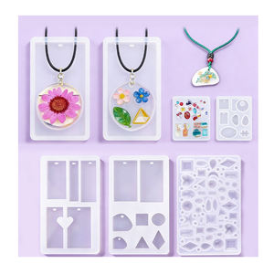 TOYSRUNNER Kit de Création de Bijoux en Résine pour Designers, avec Adhésif Transparent à Séchage Rapide, Lumière UV, Moules en Silicone et Outils - Product Image 6