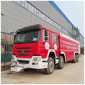 Vente Flash : Camion de Pompiers SINOTRUK HOWO 8X4 à Usage Intensif avec Pompe à Eau et Réservoir - Product Image 6