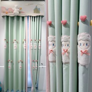 <span class=keywords><strong>Tende</strong></span> per Cameretta Bambini 2025 con Ricamo di Pecorelle Verdi, Carine e Cartoonesque, in Poliestere Oscurante Moderno per Camere da Letto Femminili - Product Image 1
