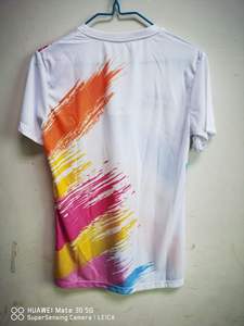 เสื้อกีฬาวิ่งแบบซับลิเมชั่นสั่งทำขายส่ง เสื้อกั๊กปั่นจักรยานไร้ตะเข็บ น้ำหนักเบา แห้งเร็ว ระบายอากาศได้ดี เสื้อกล้ามวิ่งออกกำลังกาย - Product Image 4