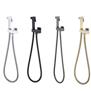 Современный черный распылитель для биде - Product Image 1