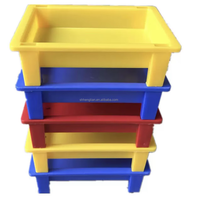 Boîte de rangement sur mesure en plastique PP à pieds hauts pour cellules de batterie au lithium et composants électroniques