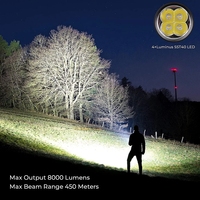 Lampe torche LED rechargeable puissante de 8000 lm pour l'extérieur, vente en gros 2024, 3*18650, portée de 400 m, super brillante, torche tactique