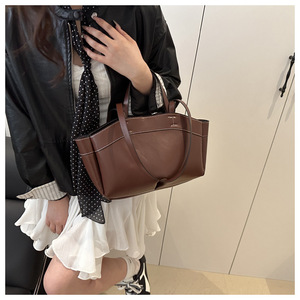 Set 2 in 1 Nuova Borsa a Mano da Donna di Grande Capacità, Vendita all'Ingrosso Transfrontaliera, Chiusura Aperta in Poliestere per Suocere - Product Image 5