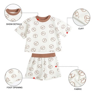 <span class=keywords><strong>Abbigliamento</strong></span> per bambini di vendita caldo all'ingrosso modello di segno di pace personalizzato top con pantaloncini set di due pezzi per <span class=keywords><strong>abbigliamento</strong></span> da bambino in cotone organico - Product Image 6